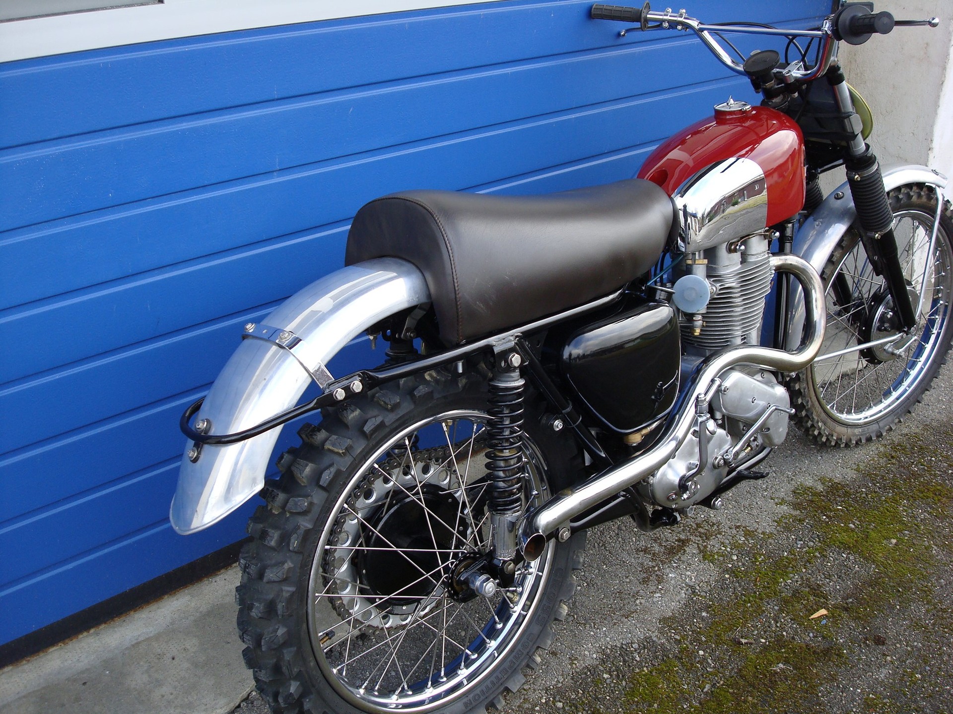 ARIEL RED HUNTER-image-1