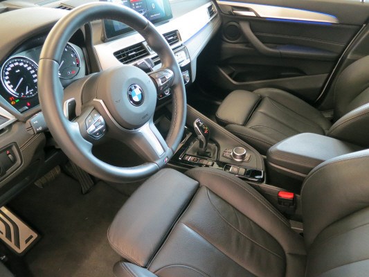 BMW X1 xDrive 20d M Sport-image-7