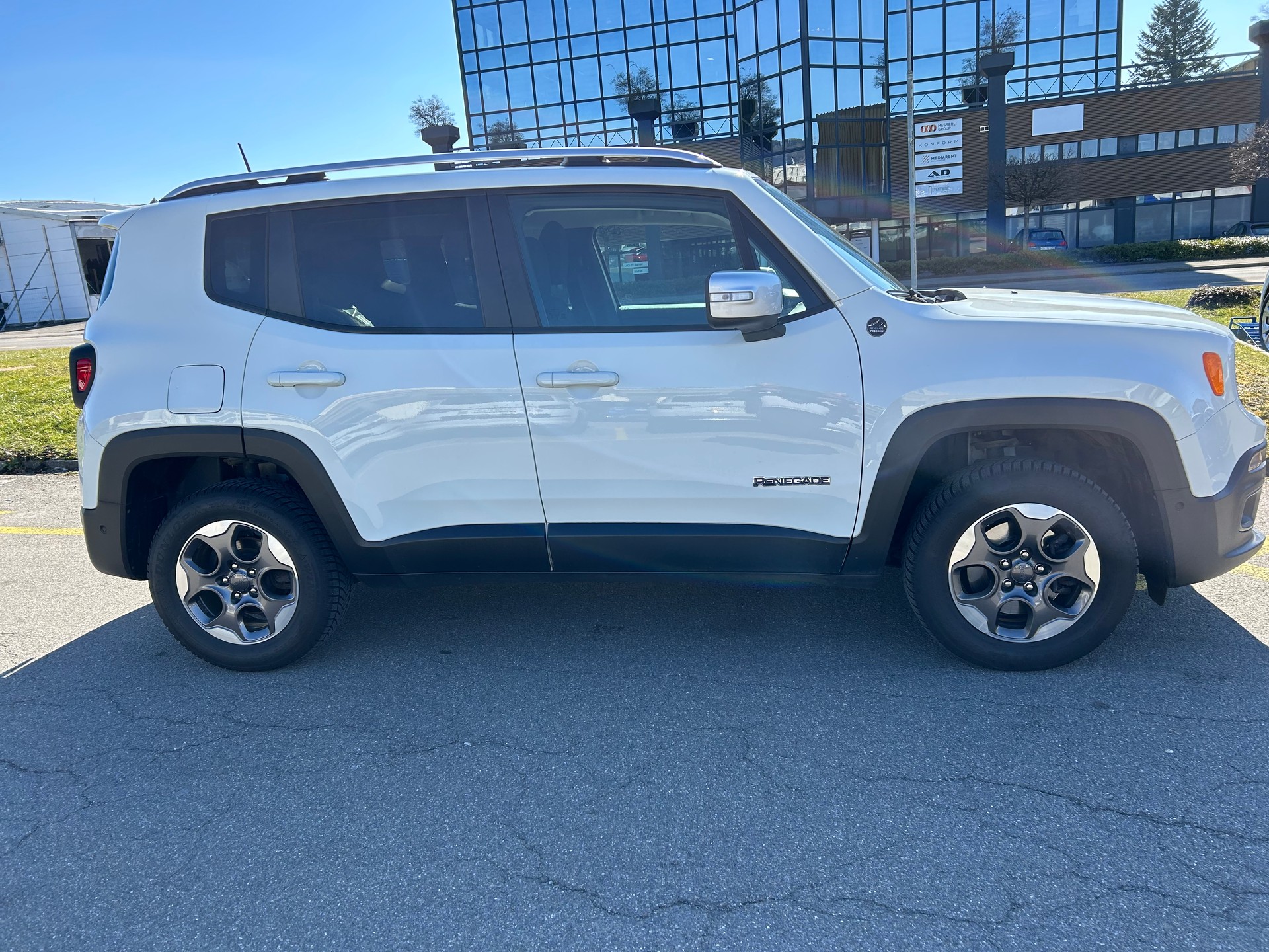 JEEP Renegade 2.0 CRD Freedom AWD 9ATX-image-11