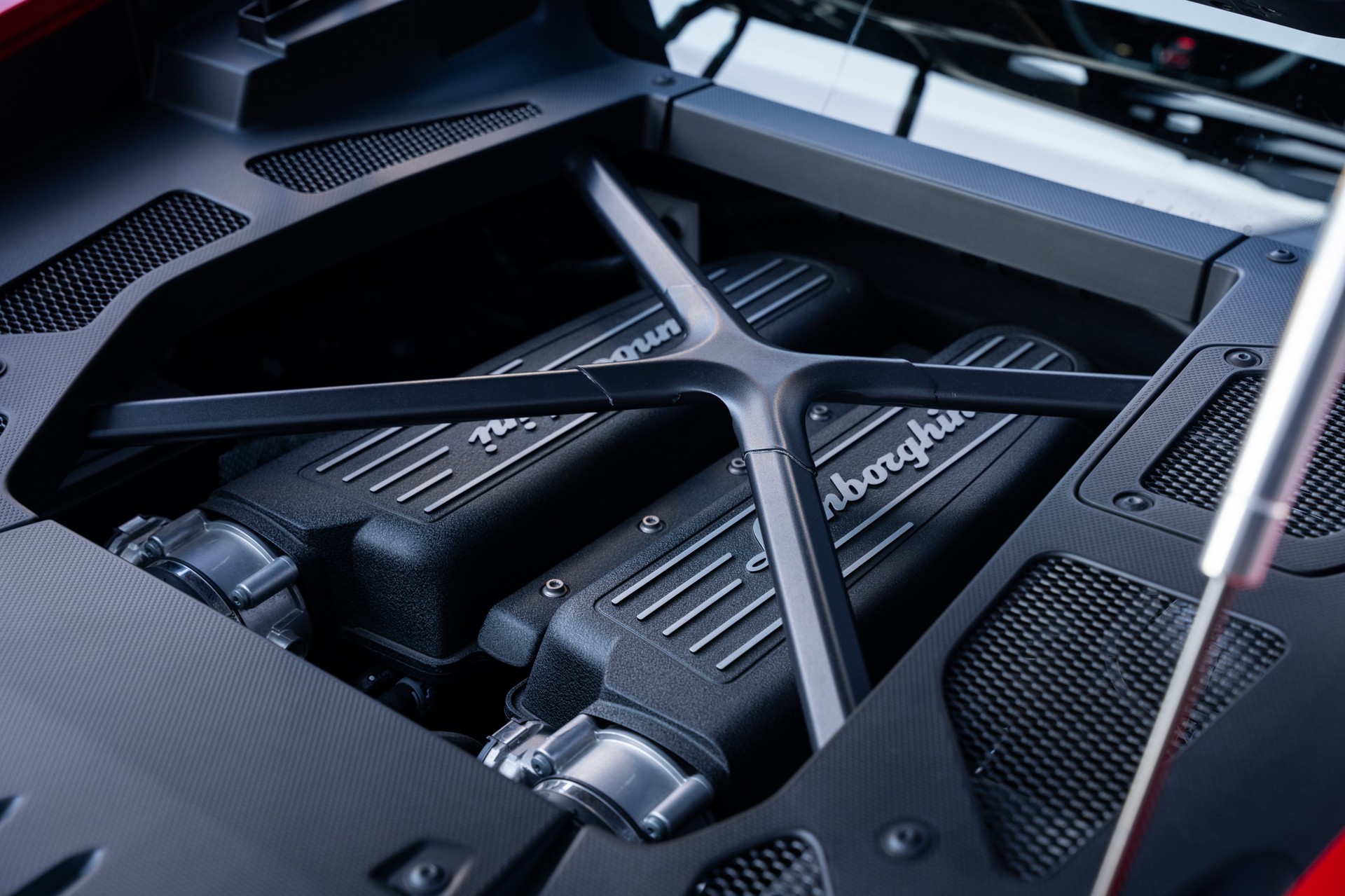 LAMBORGHINI LP610-4 Coupé DCT-image-15