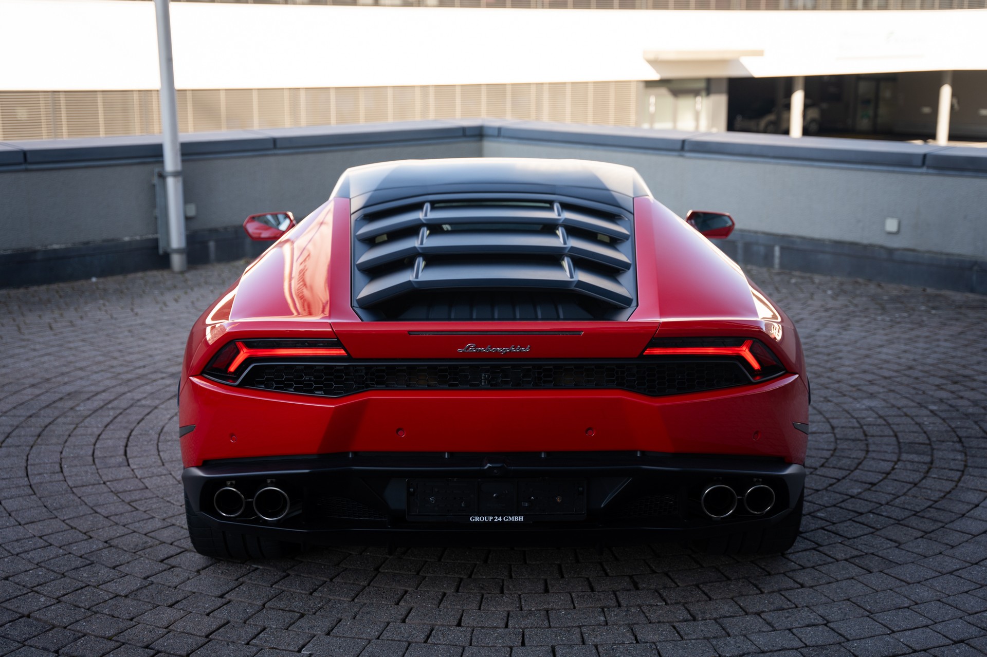 LAMBORGHINI LP610-4 Coupé DCT-image-3