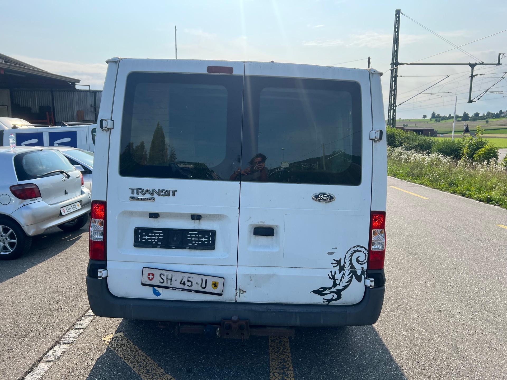 FORD Transit Van 260S Level 2-image-5