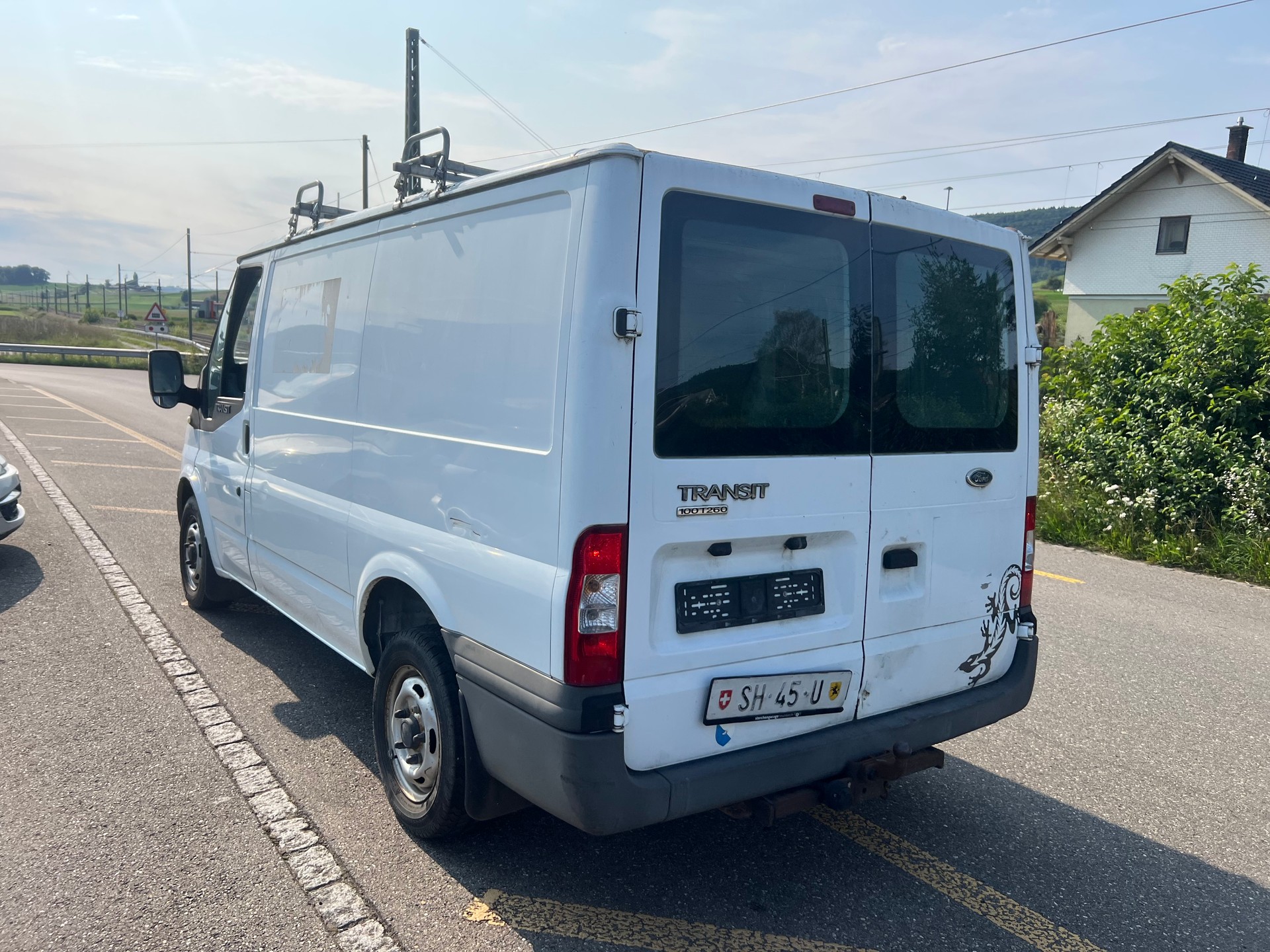 FORD Transit Van 260S Level 2-image-6