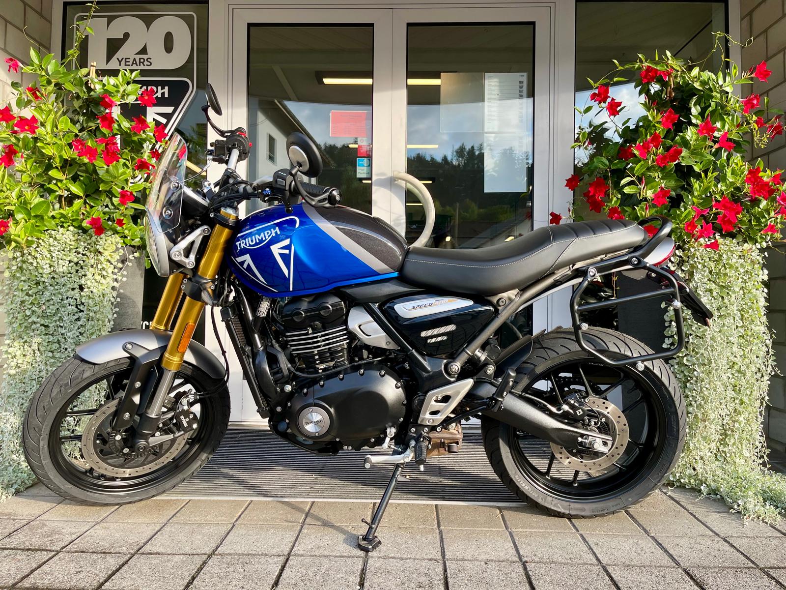 TRIUMPH Speed 400-image-2