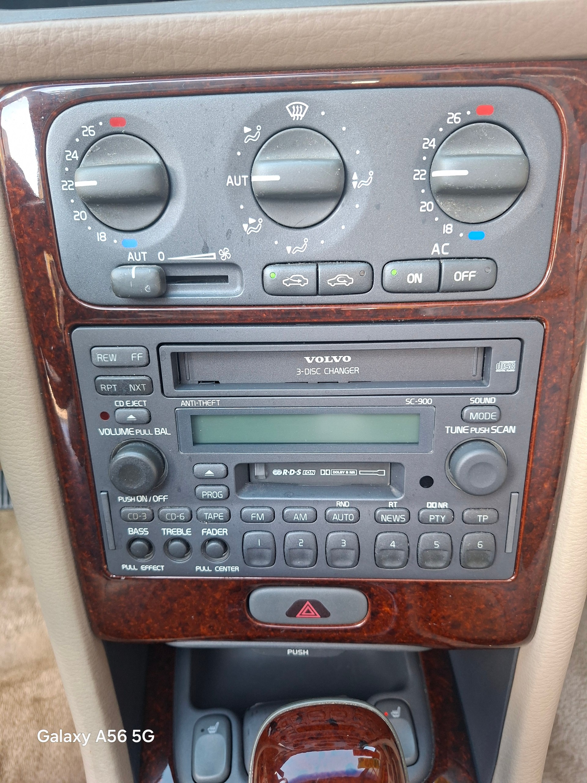 VOLVO C70 C70 Cabriolet 2.4T-image-12