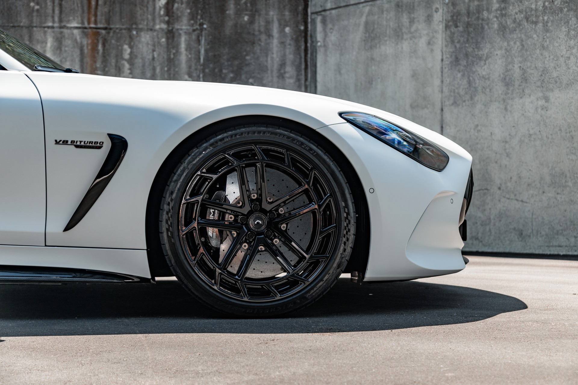 MERCEDES-BENZ AMG GT 63 4Matic+ Executive Edition-image-7