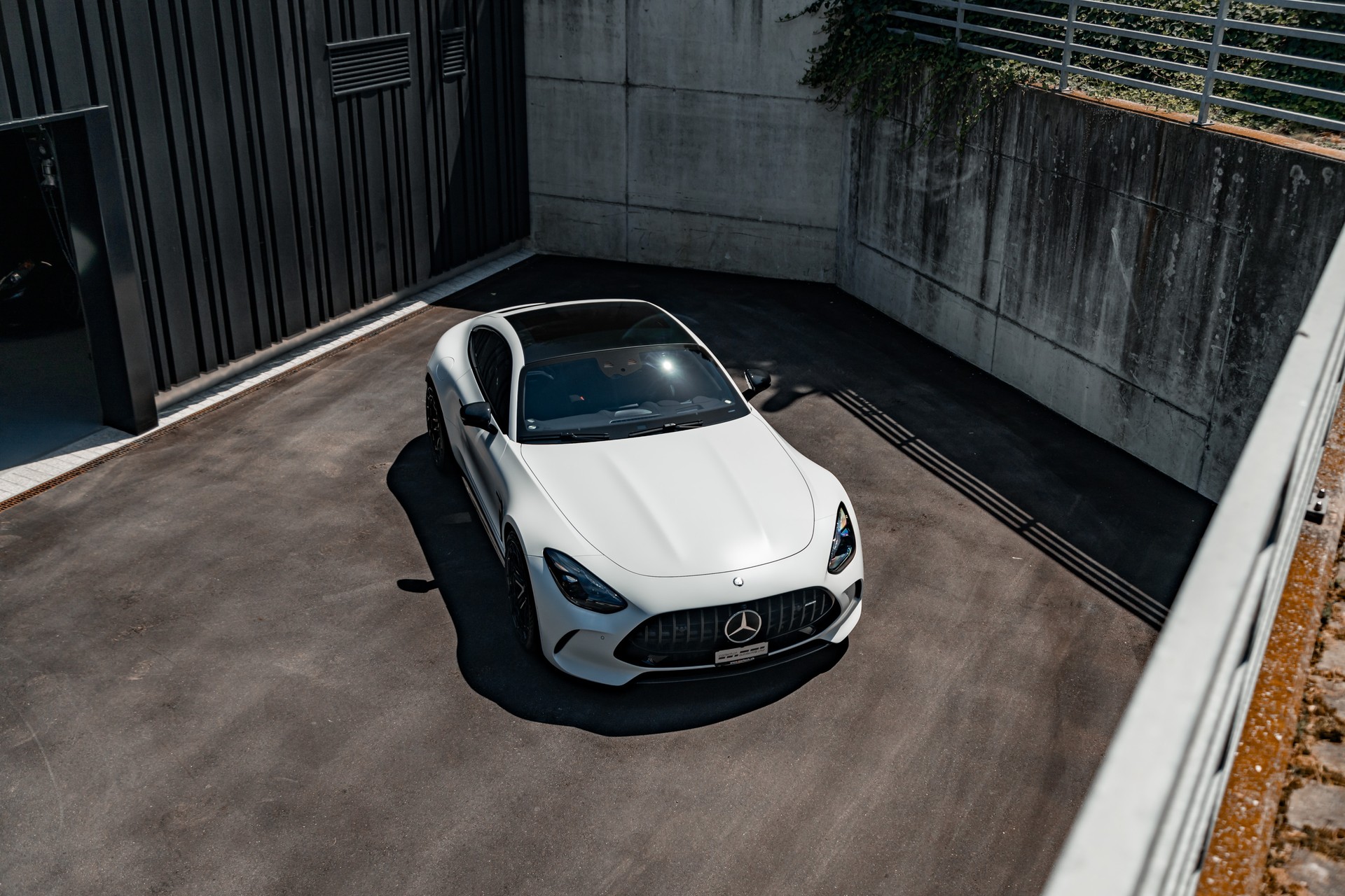 MERCEDES-BENZ AMG GT 63 4Matic+ Executive Edition-image-4