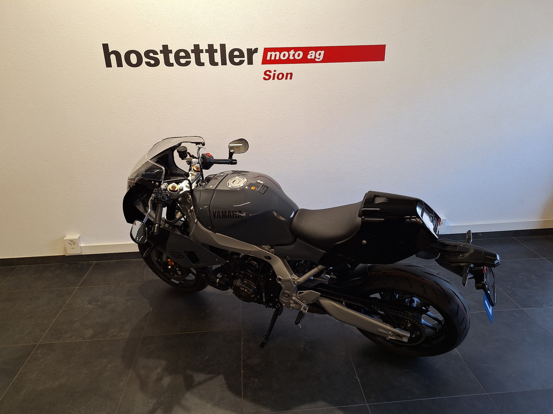 YAMAHA XSR 900 GP-image-3