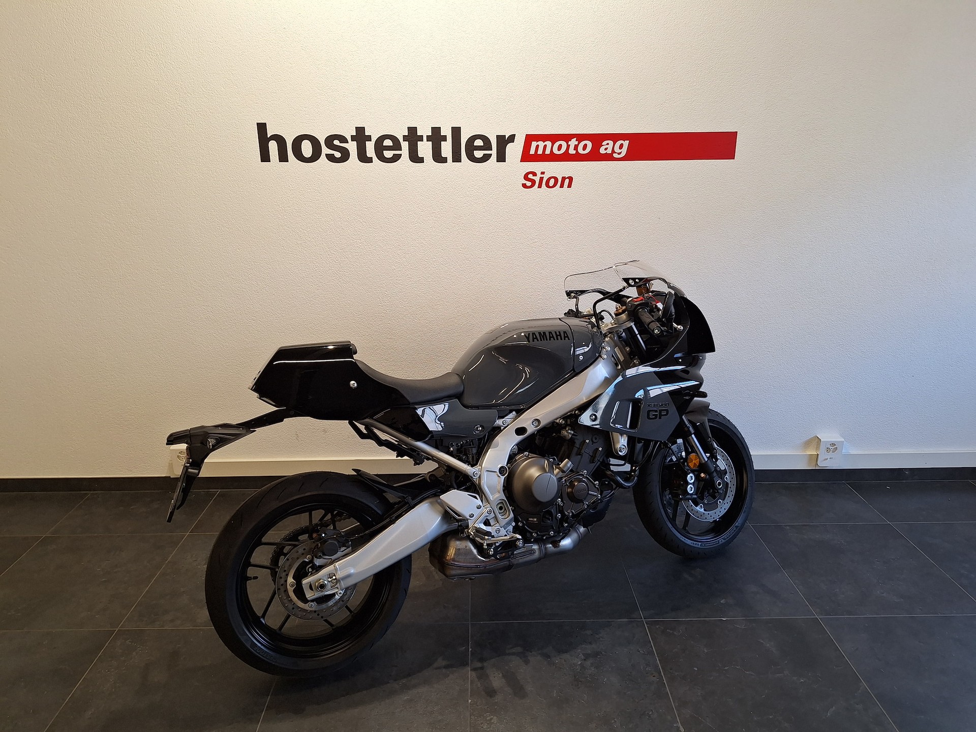 YAMAHA XSR 900 GP-image-2
