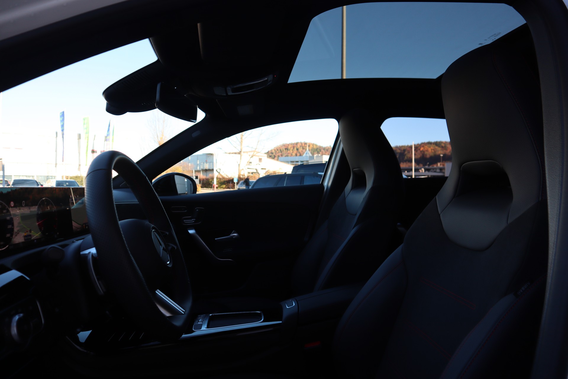MERCEDES-BENZ A 180 AMG Line Night Star 7G-DCT-image-4