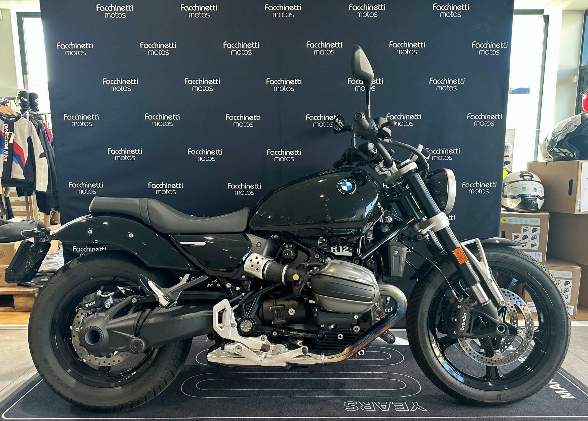 BMW R 12