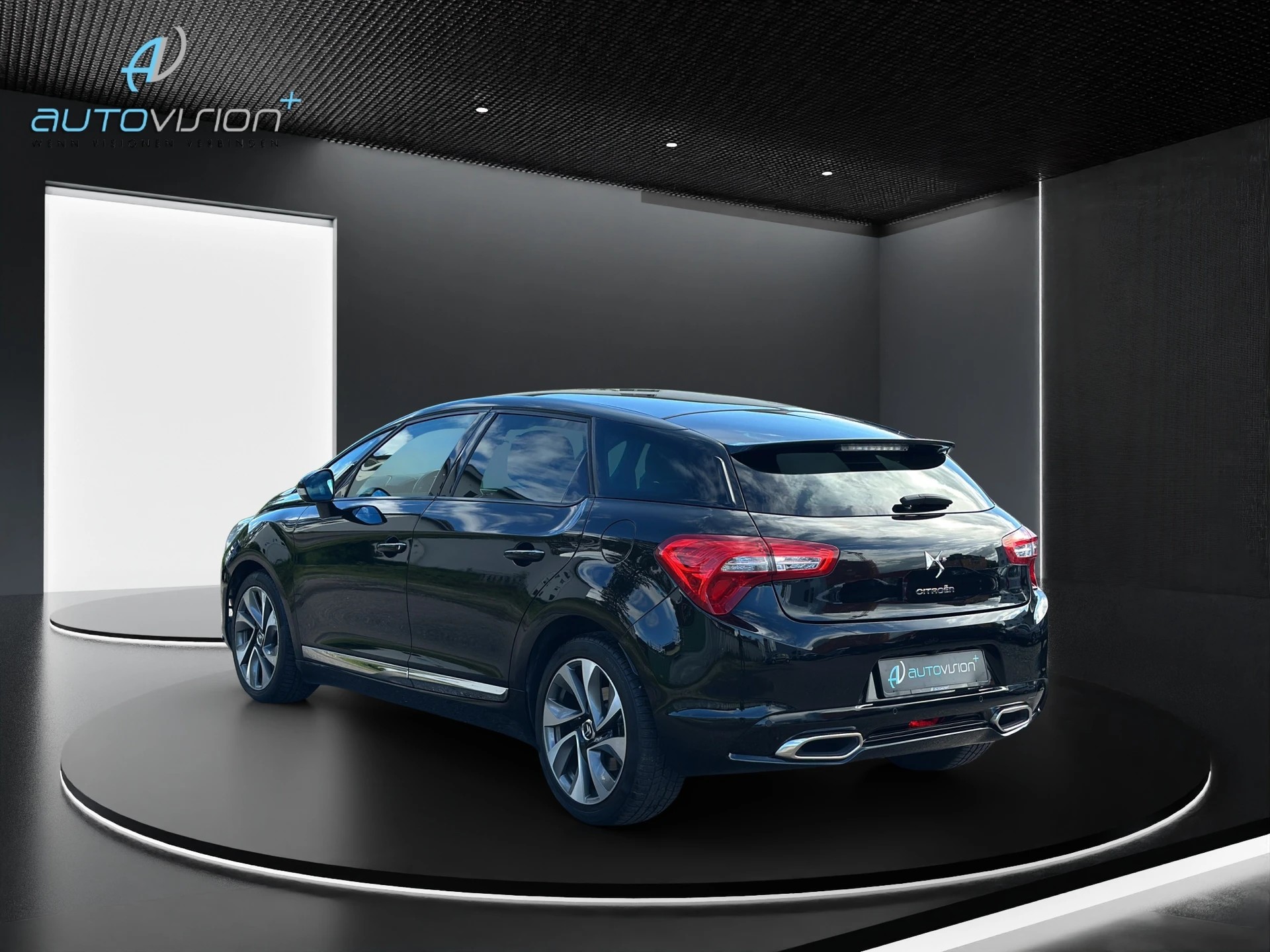 DS AUTOMOBILES DS5 2.0 E-HDi SPORT CHIC AUTOMATIC l 181 PS-image-4