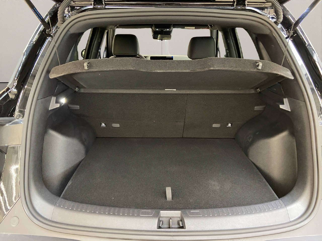 BYD Atto 2 DM-i Boost-image-11