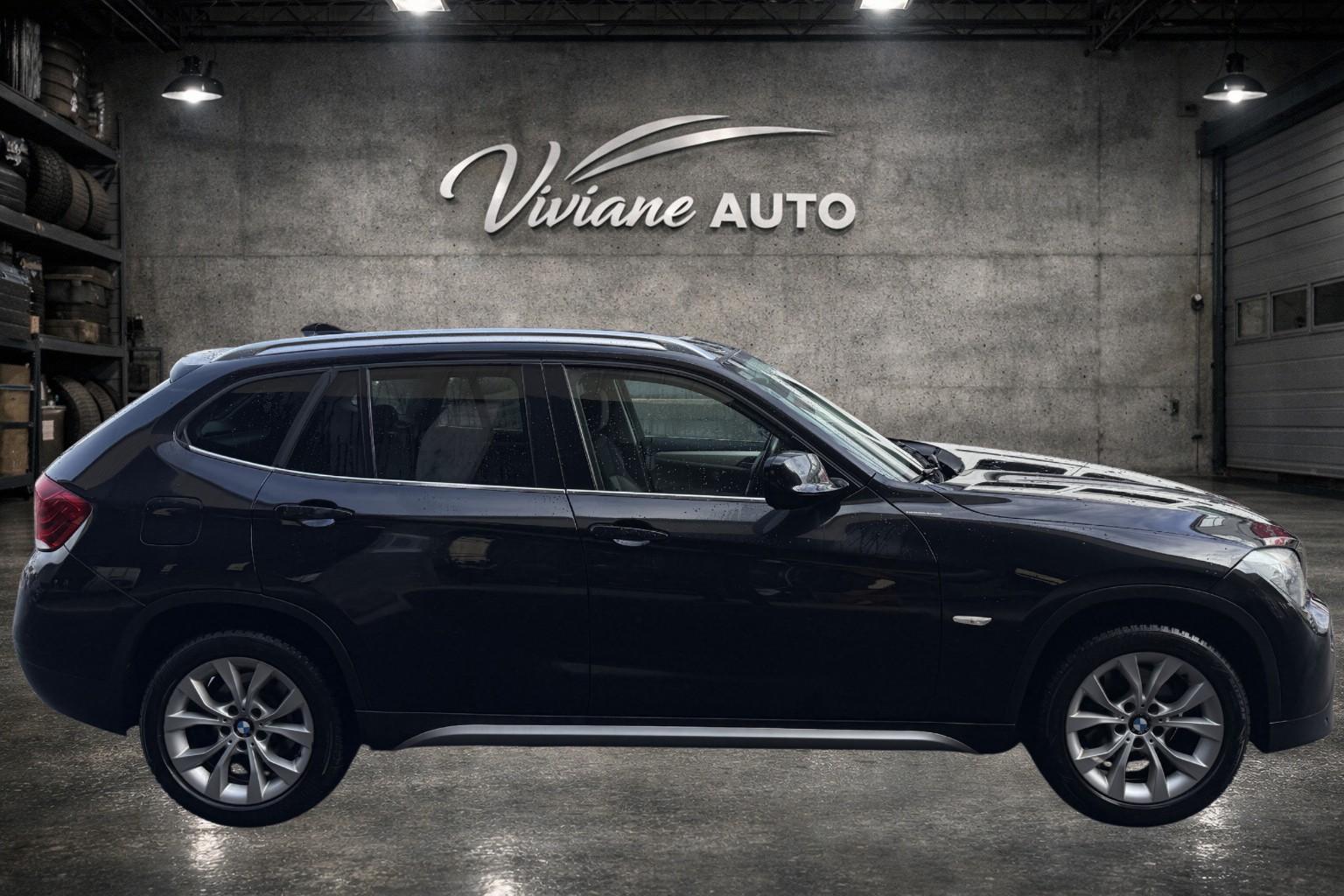 BMW X1 xDrive 20i Steptronic-showroom-element-3