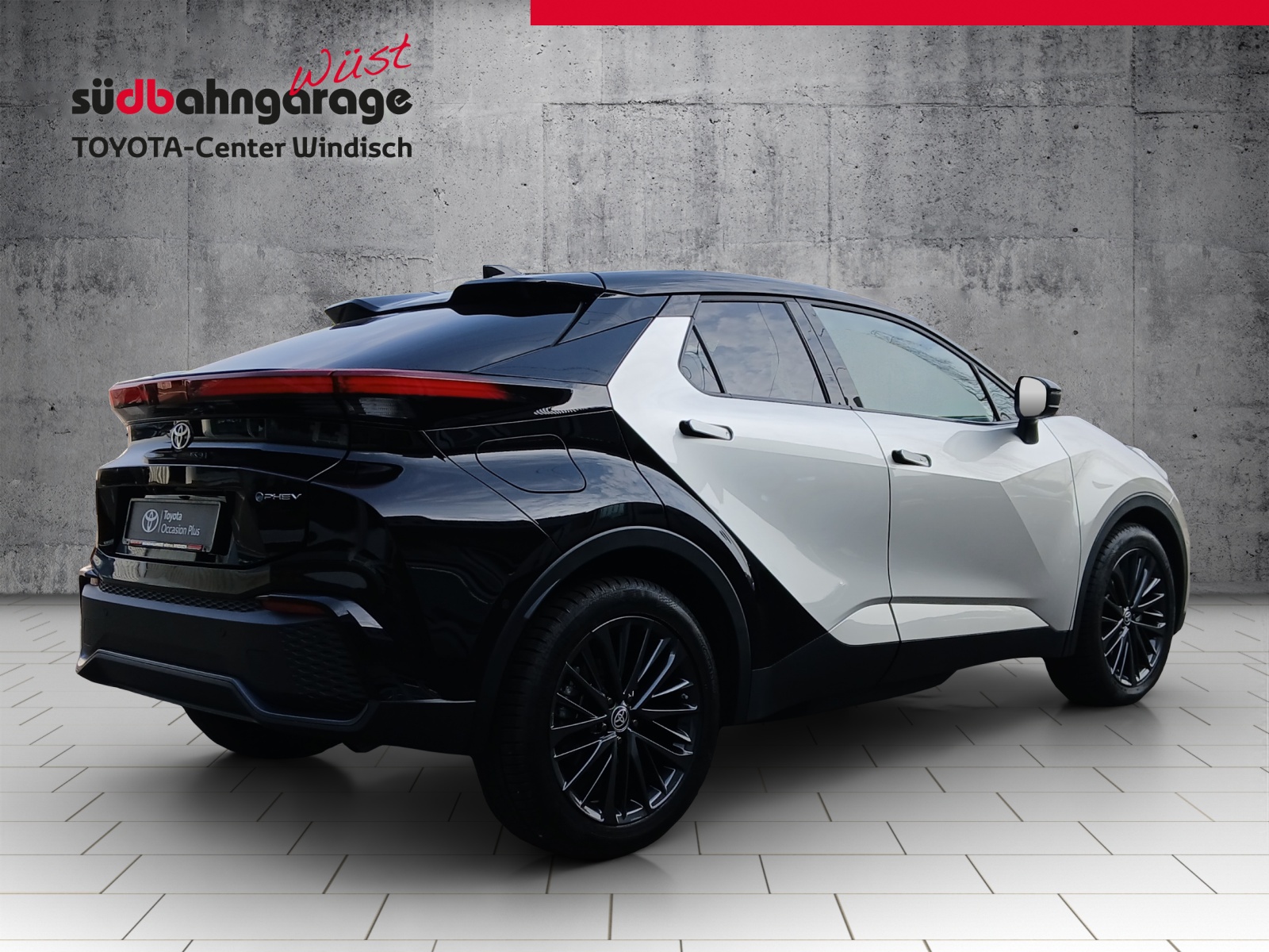 TOYOTA C-HR 2.0 PHEV CVT Style Premiere-image-12