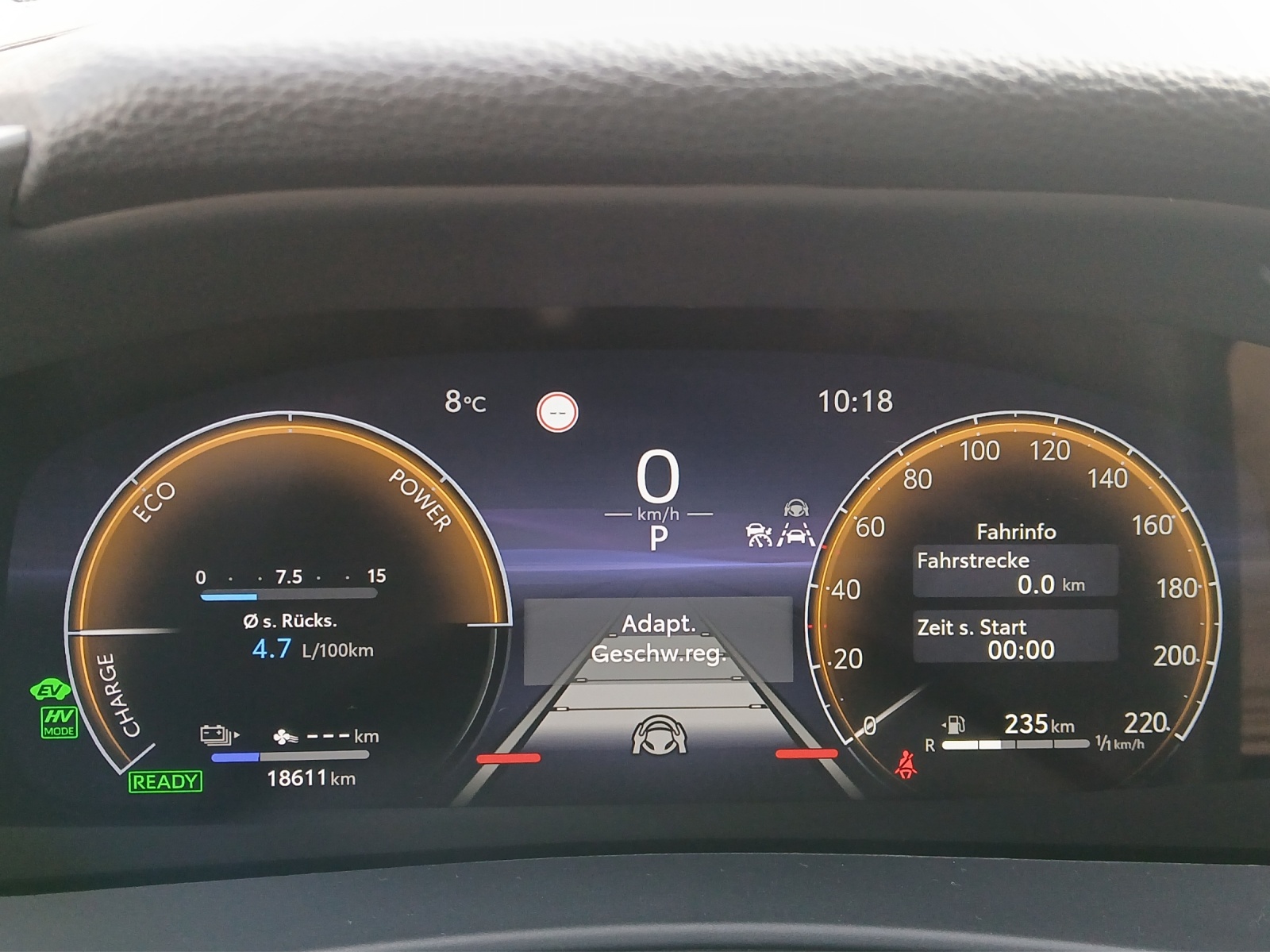 TOYOTA C-HR 2.0 PHEV CVT Style Premiere-image-6