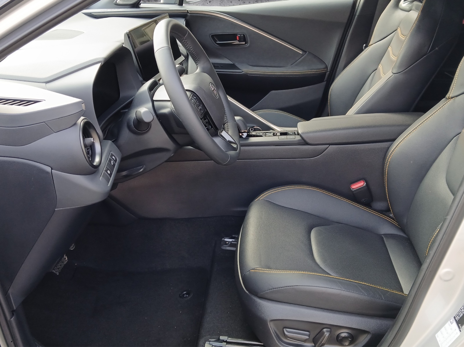 TOYOTA C-HR 2.0 PHEV CVT Style Premiere-image-3