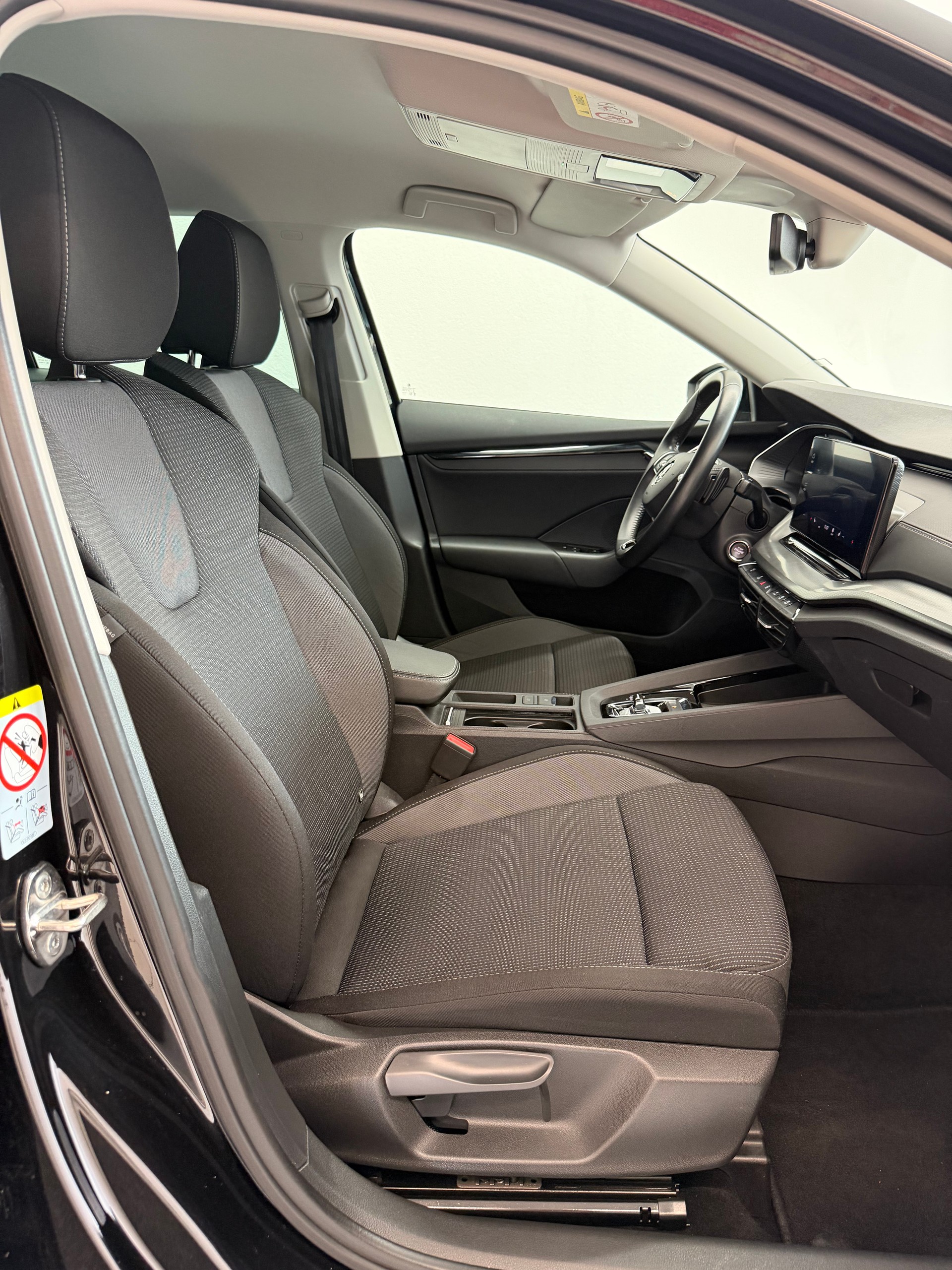 SKODA Octavia Combi 1.0 TSI Ambition DSG-image-9