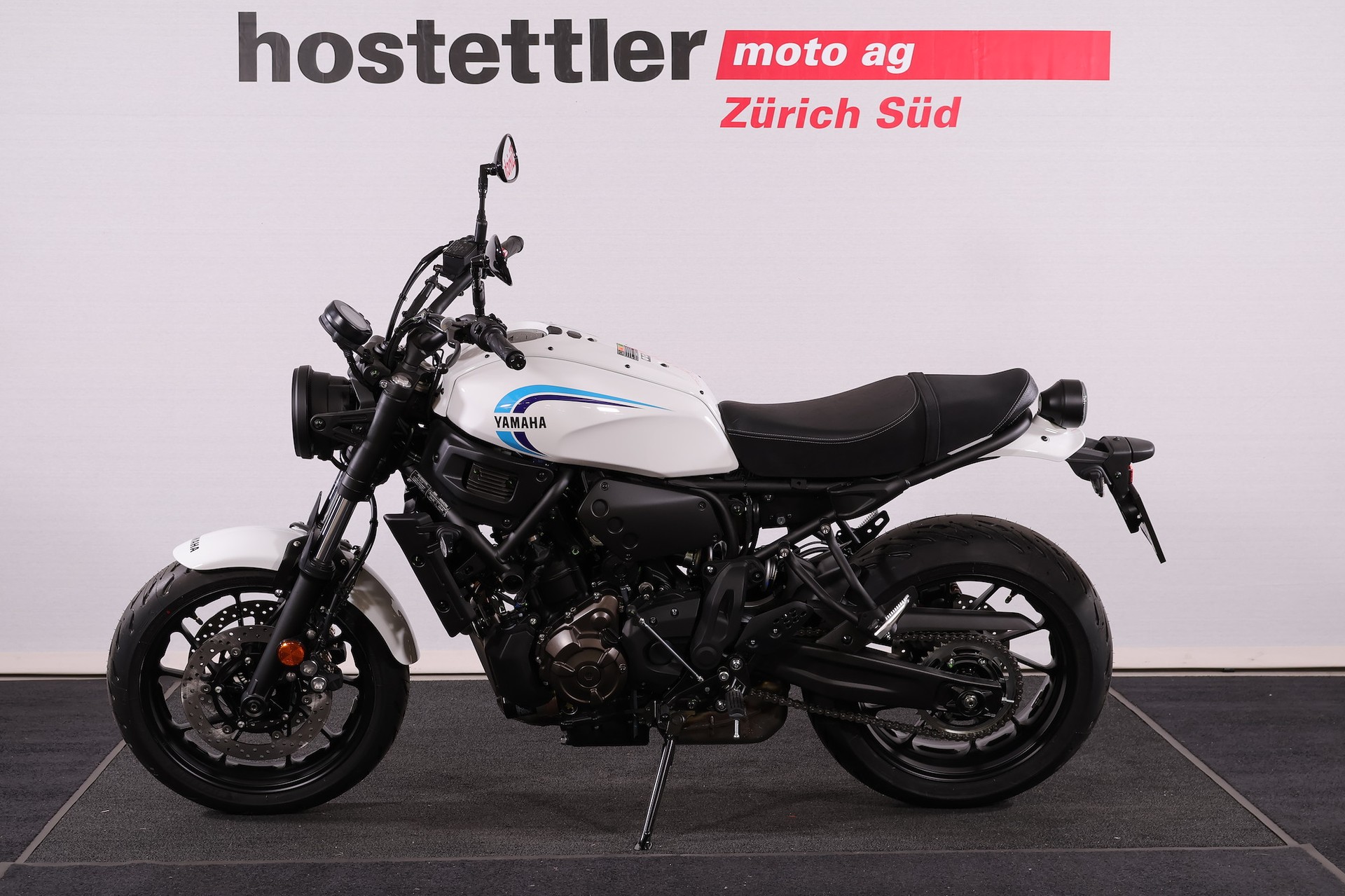 YAMAHA XSR 700-image-0