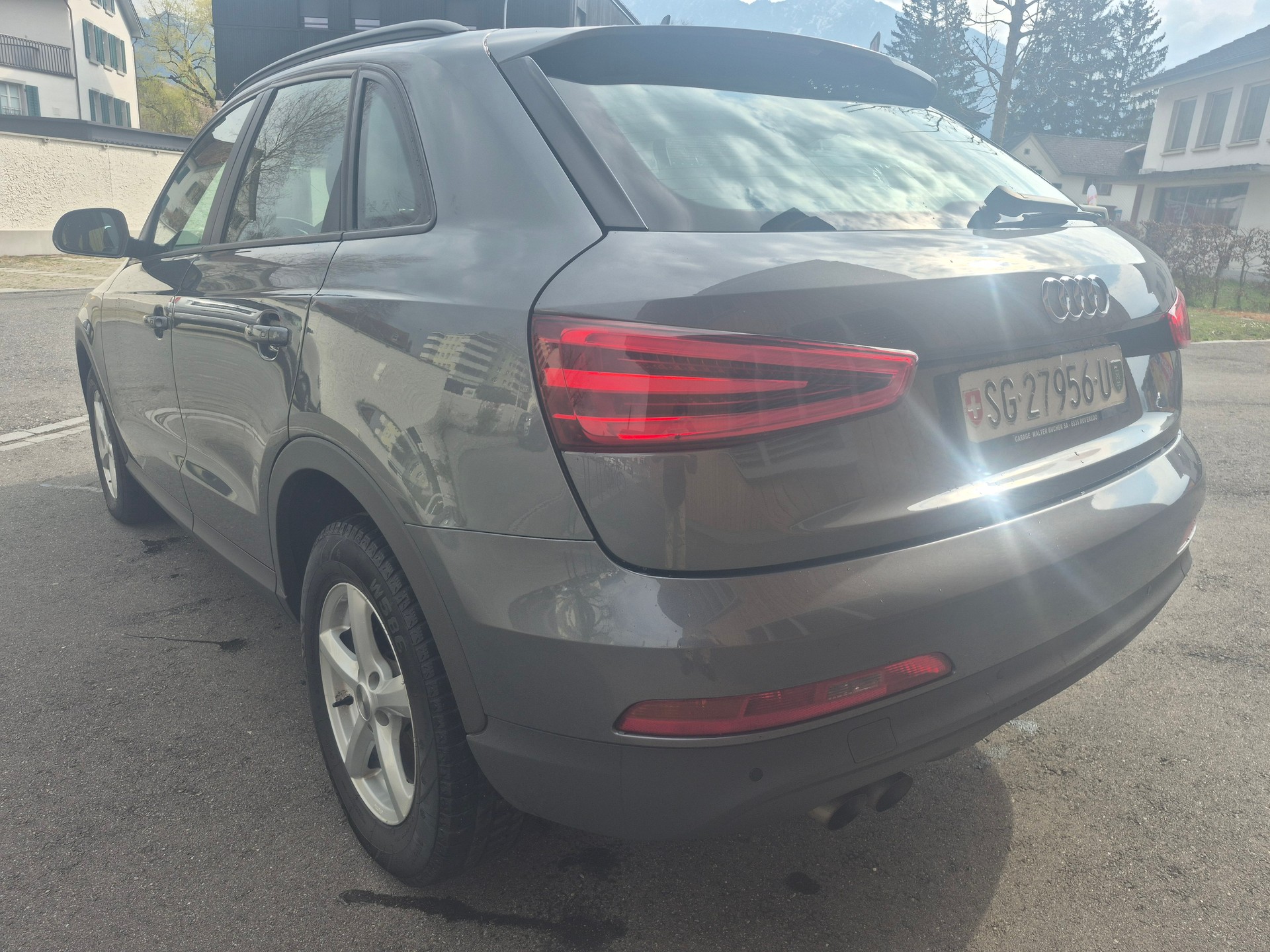 AUDI Q3 2.0 TDI quattro S-tronic-image-8