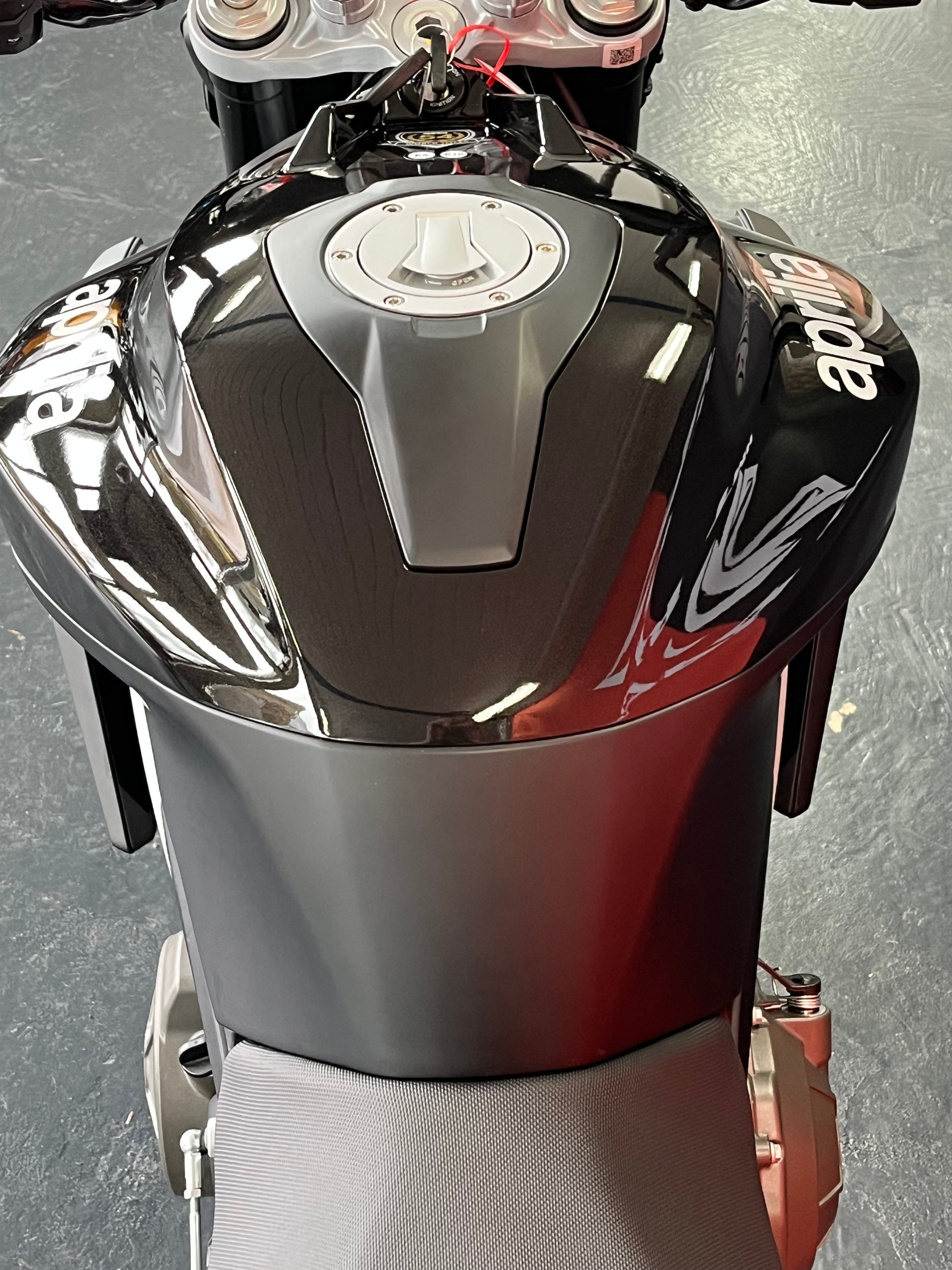 APRILIA Tuono 457 (35kW) E5+ Black level-image-6