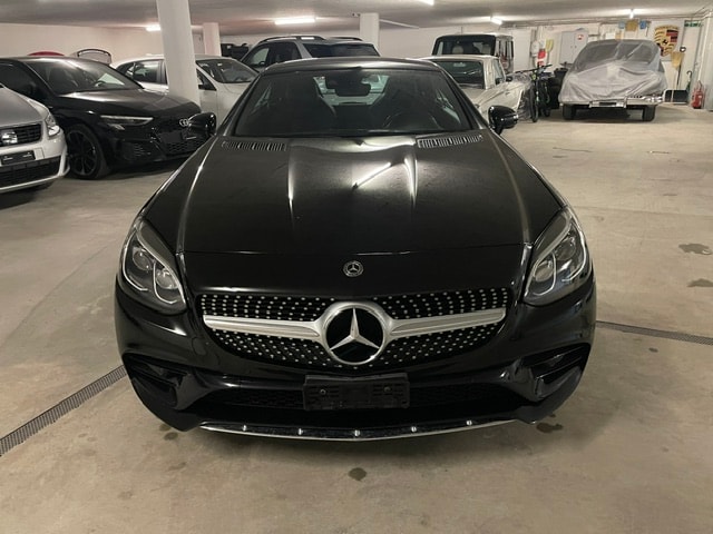 MERCEDES-BENZ SLC 200 AMG Line 9G-Tronic