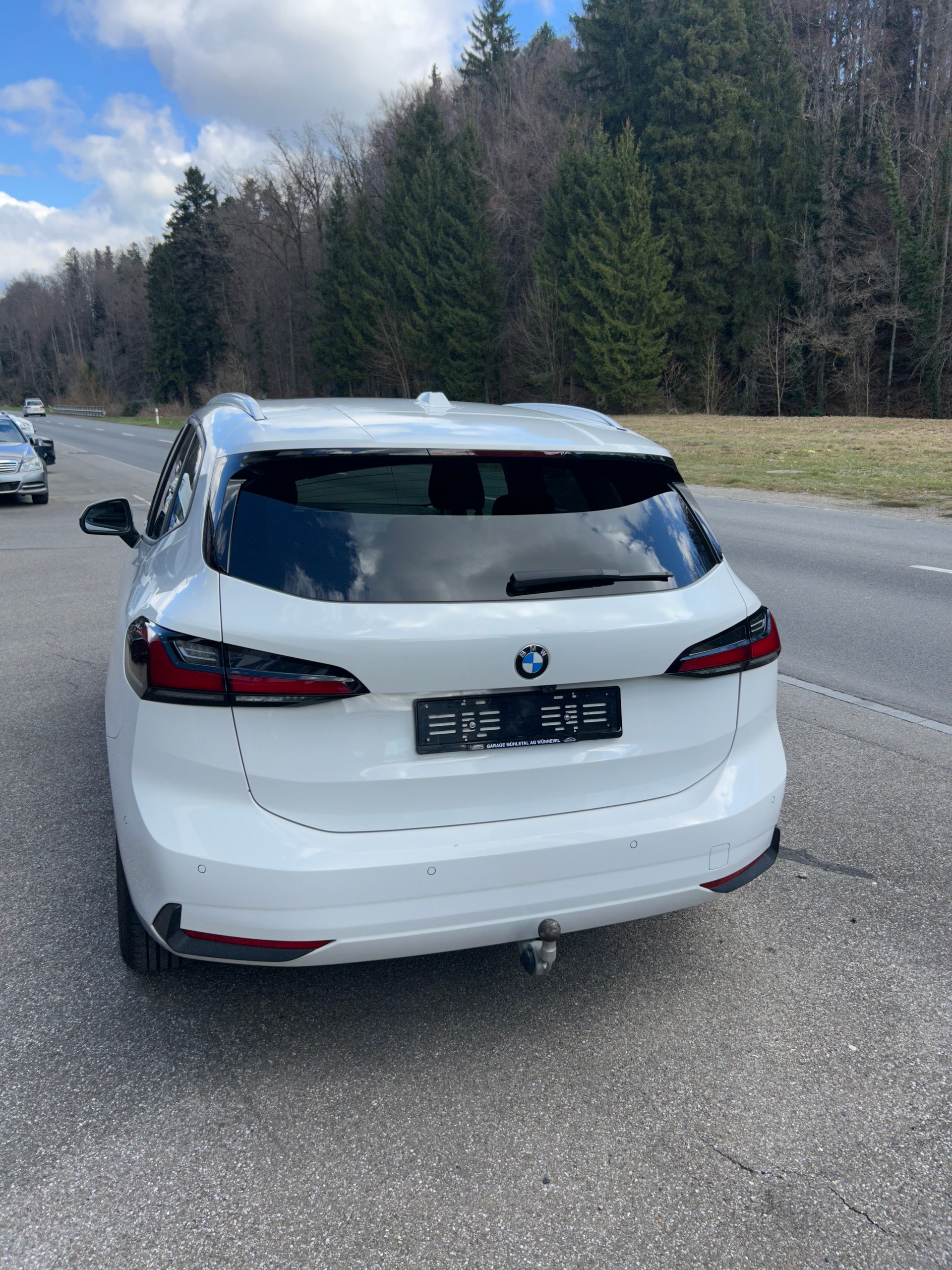 BMW 223d Active Tourer xDrive Luxury line DKG-image-5