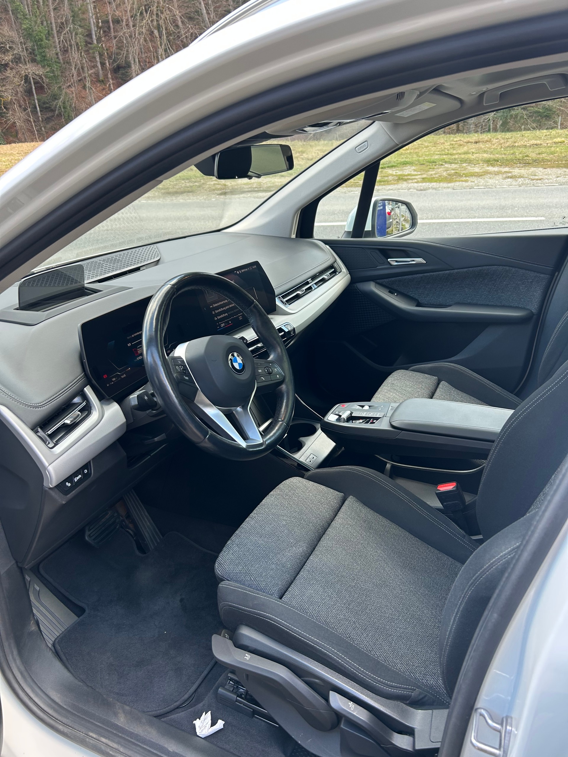 BMW 223d Active Tourer xDrive Luxury line DKG-image-8