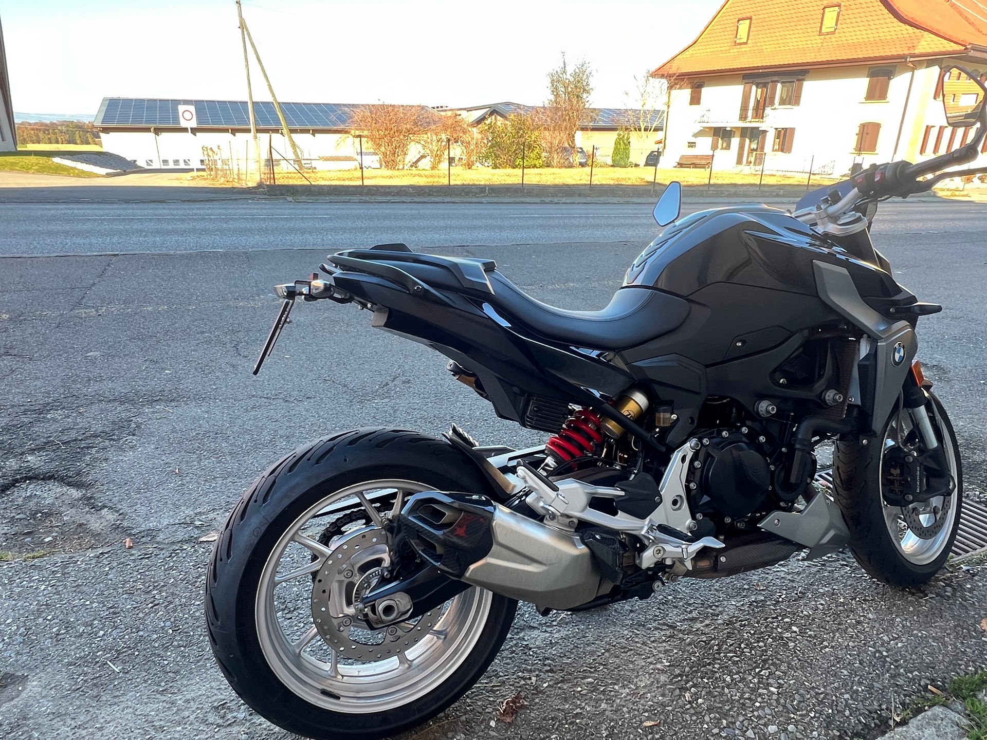BMW F 900 R ABS-image-1