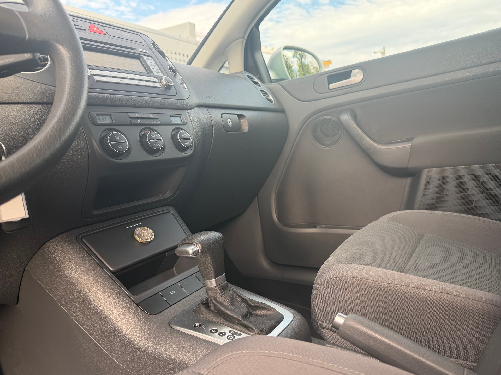 VW Golf Plus 2.0 FSI Comfortline-image-16