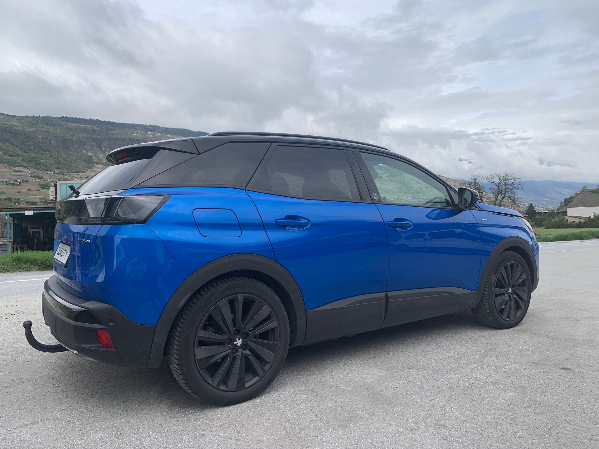 PEUGEOT 3008 300e Hybrid4 Road Trip EAT8-image-7