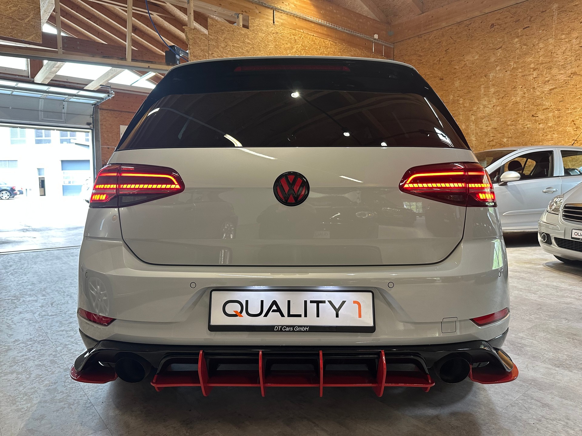 VW Golf 2.0 TSI GTI Performance DSG/APR optimiert 230 kW/313 PS/Oettinger-Aero-Kit rundum/Penibel gepflegtes Fahrzeug!-showroom-element-2