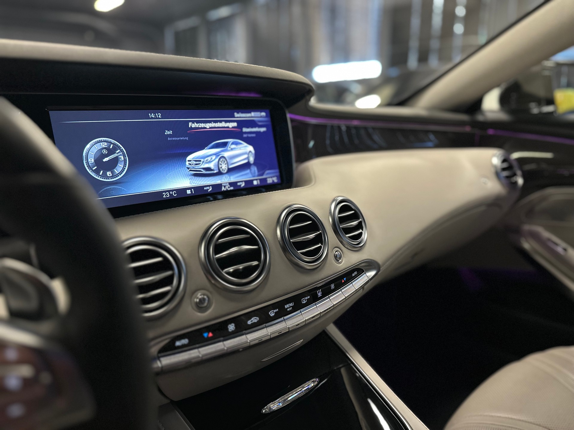 MERCEDES-BENZ S 63 AMG Coupé 4Matic Speedshift MCT / ** Keramik Bremsen / Carbon Paket / Burmester 3D **-image-20