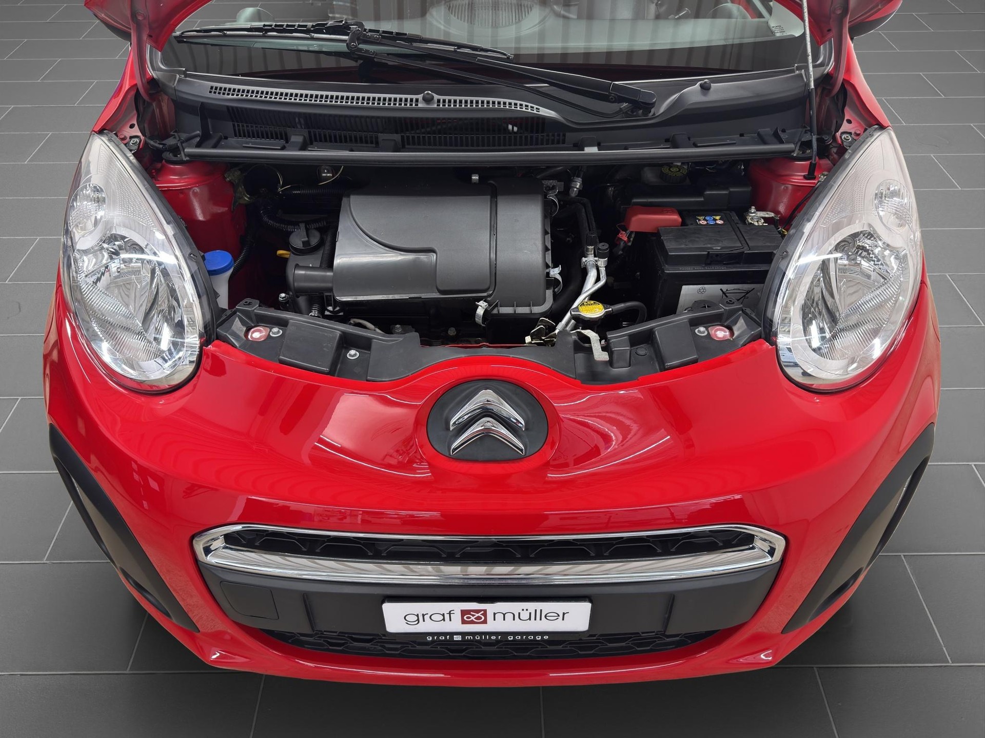 CITROEN C1 1.0i Attraction-image-16