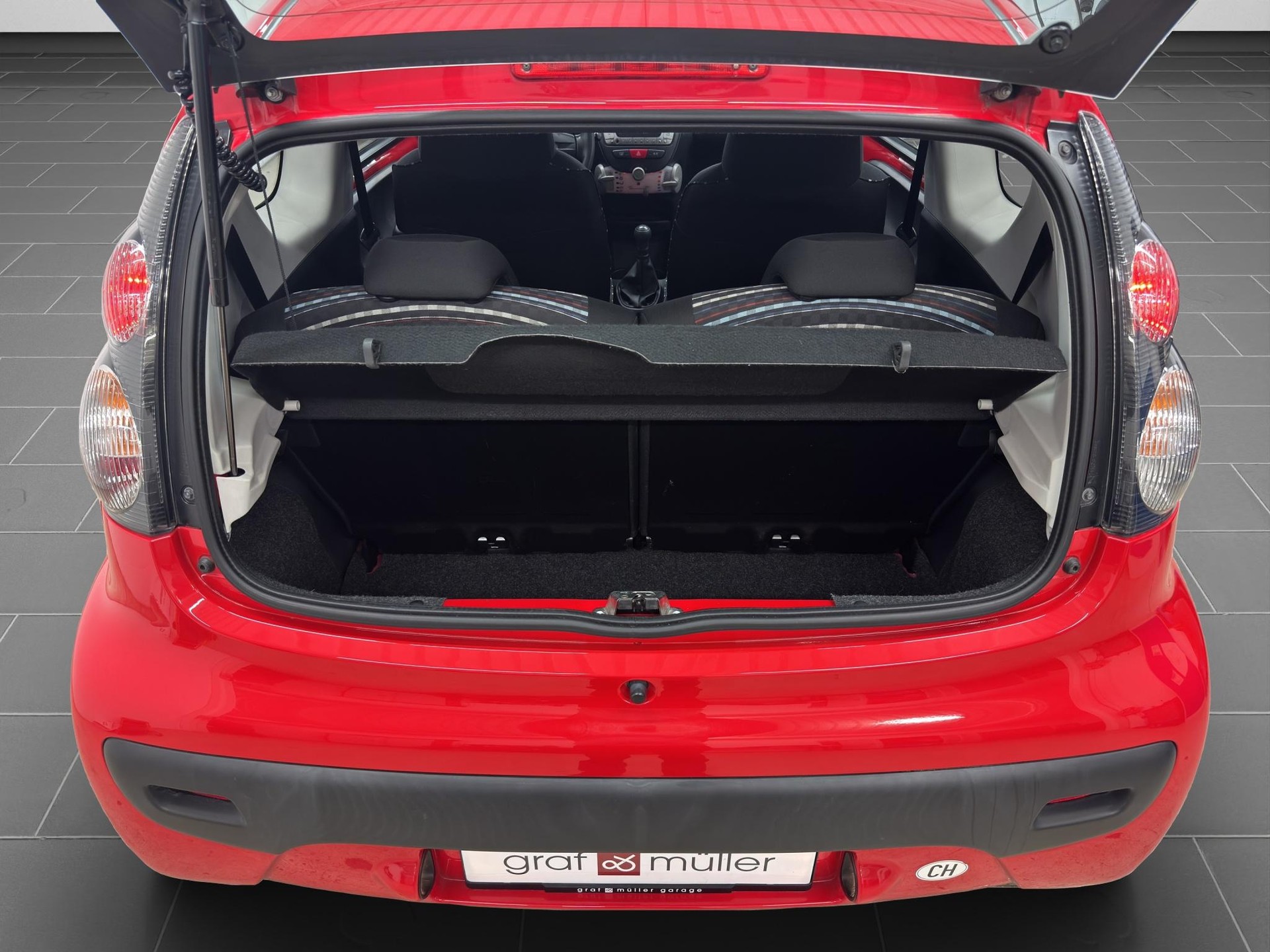 CITROEN C1 1.0i Attraction-image-12
