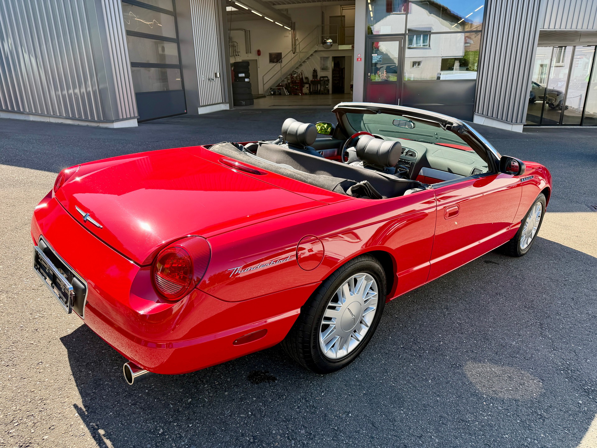 FORD Thunderbird-image-1