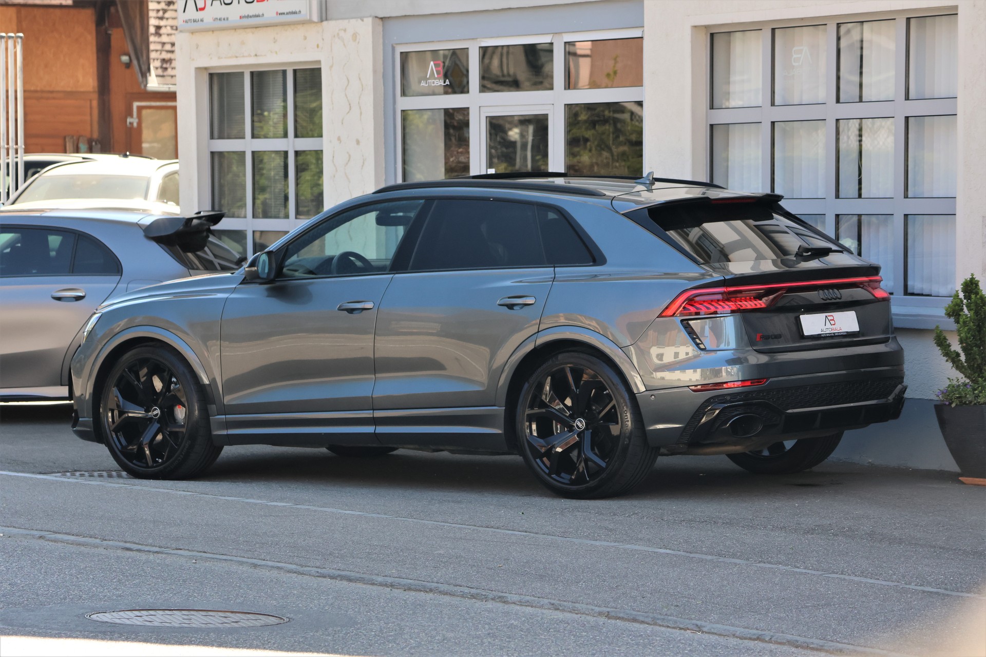 AUDI RSQ8 quattro tiptronic (CH) + 3.5T AHK-image-4