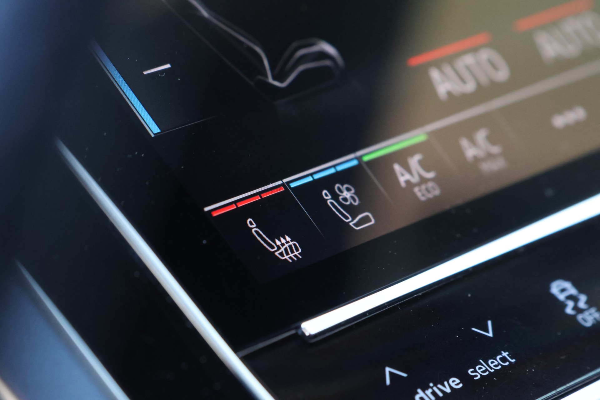 AUDI RSQ8 quattro tiptronic (CH) + 3.5T AHK-image-24