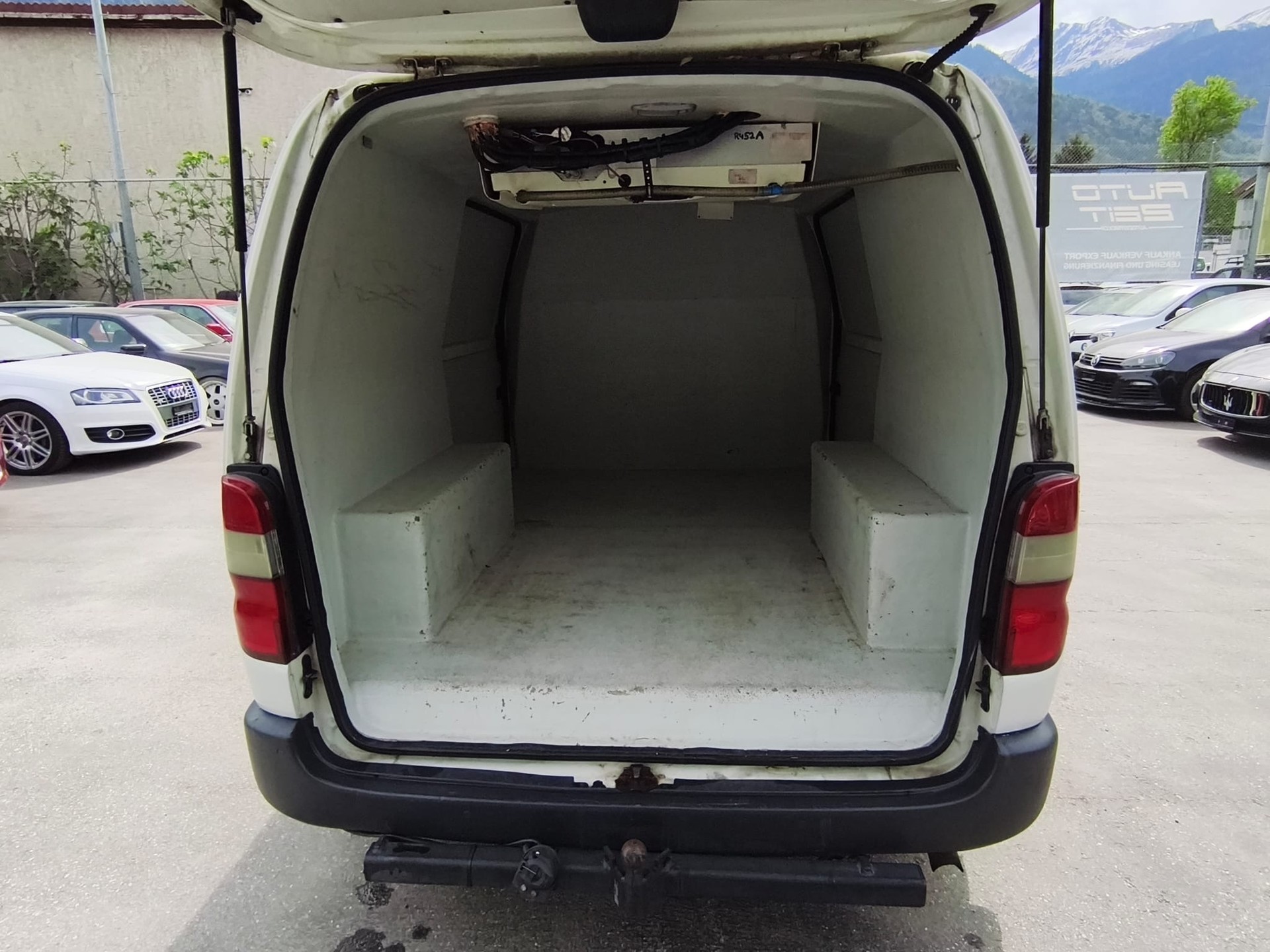TOYOTA Hiace D-4D Kombi/Werk 4WD-image-4