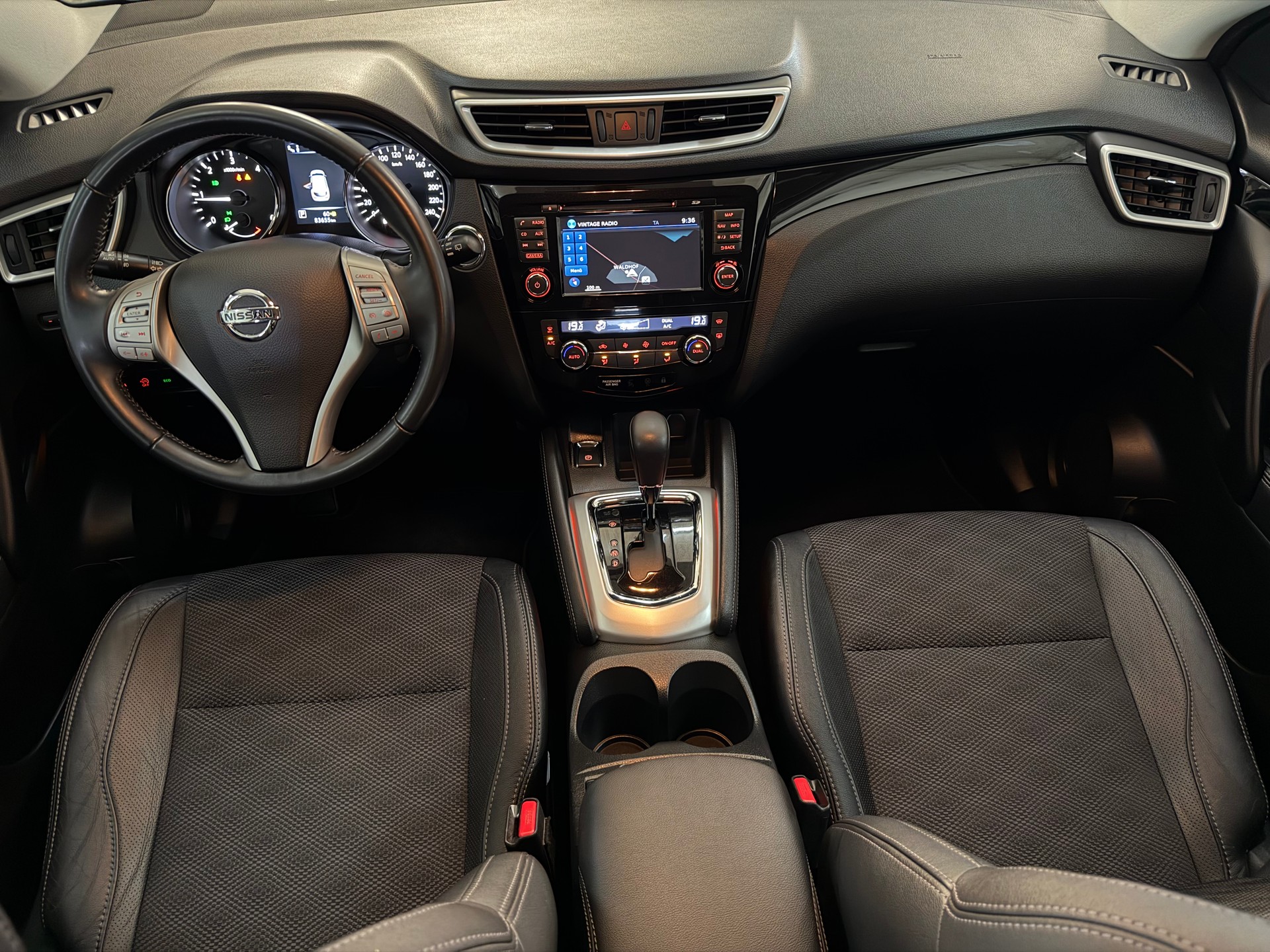NISSAN Qashqai 1.6 dCi tekna Xtronic CVT-image-7