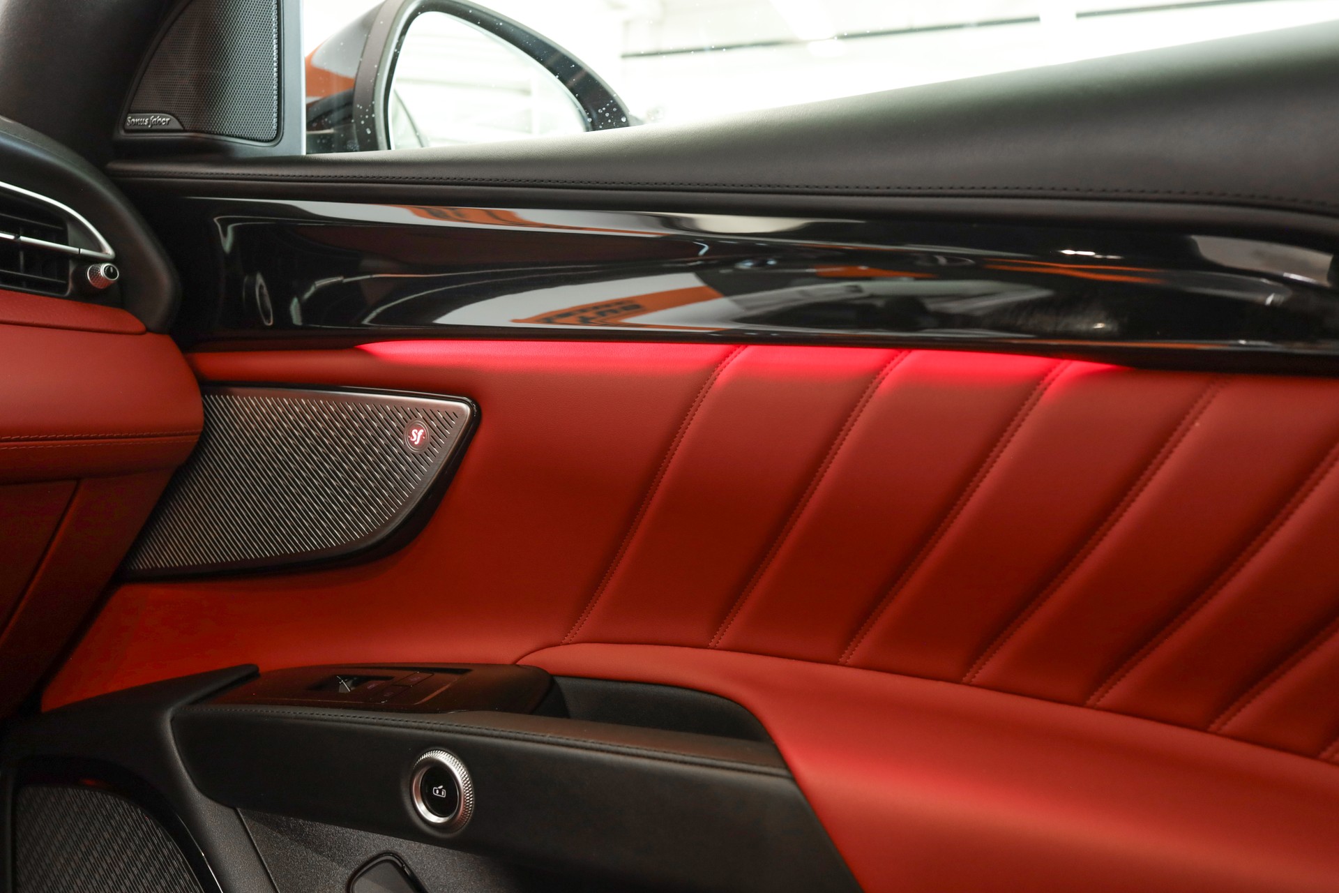 MASERATI Grecale 2.0 MHEV Modena Hybrid Automatica-image-22