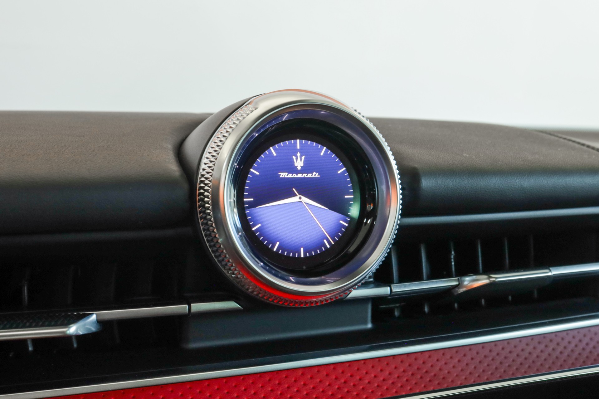 MASERATI Grecale 2.0 MHEV Modena Hybrid Automatica-image-19