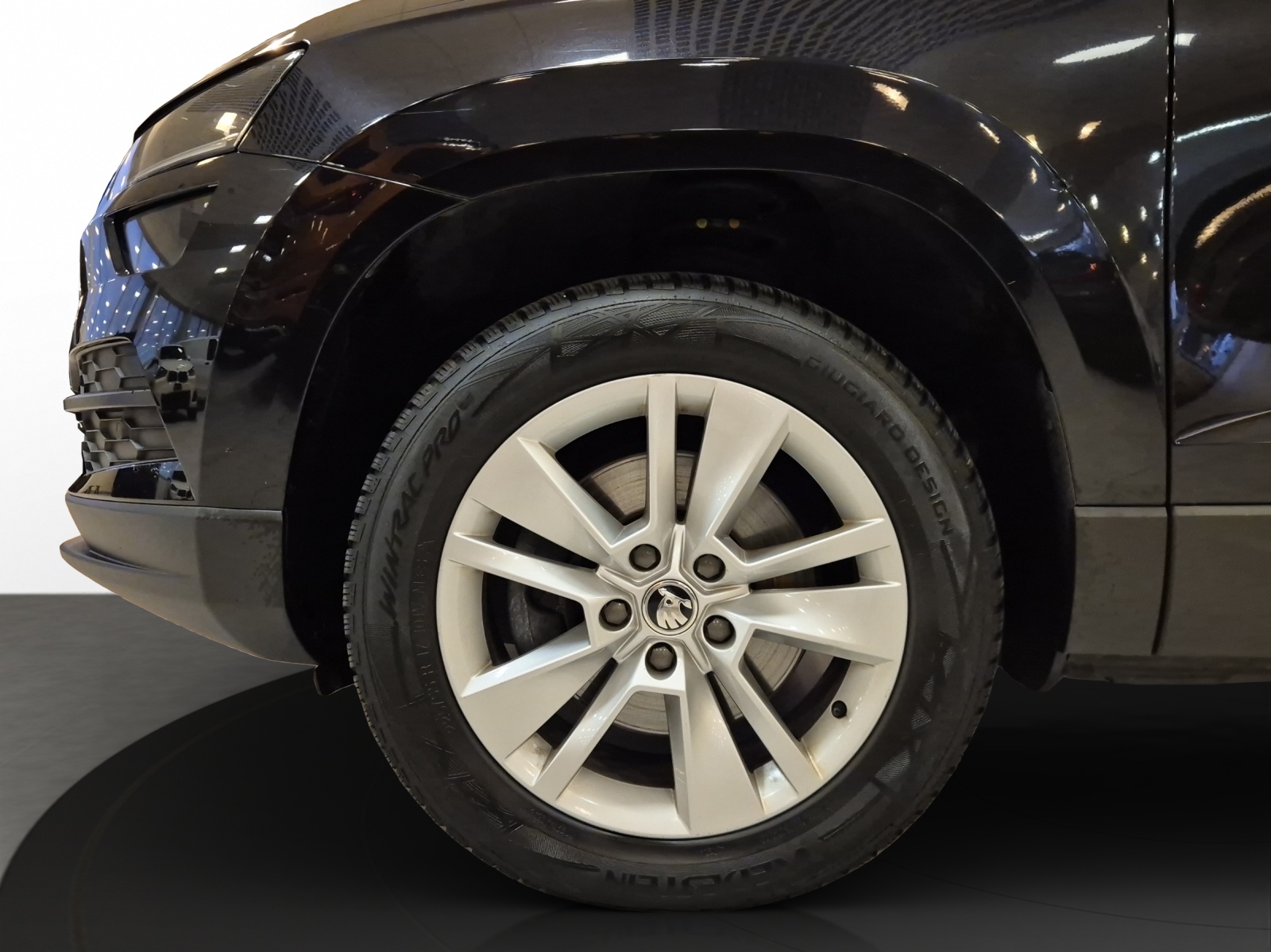 SKODA Karoq 2.0 TDI CR Ambition 4x4 DSG-image-6