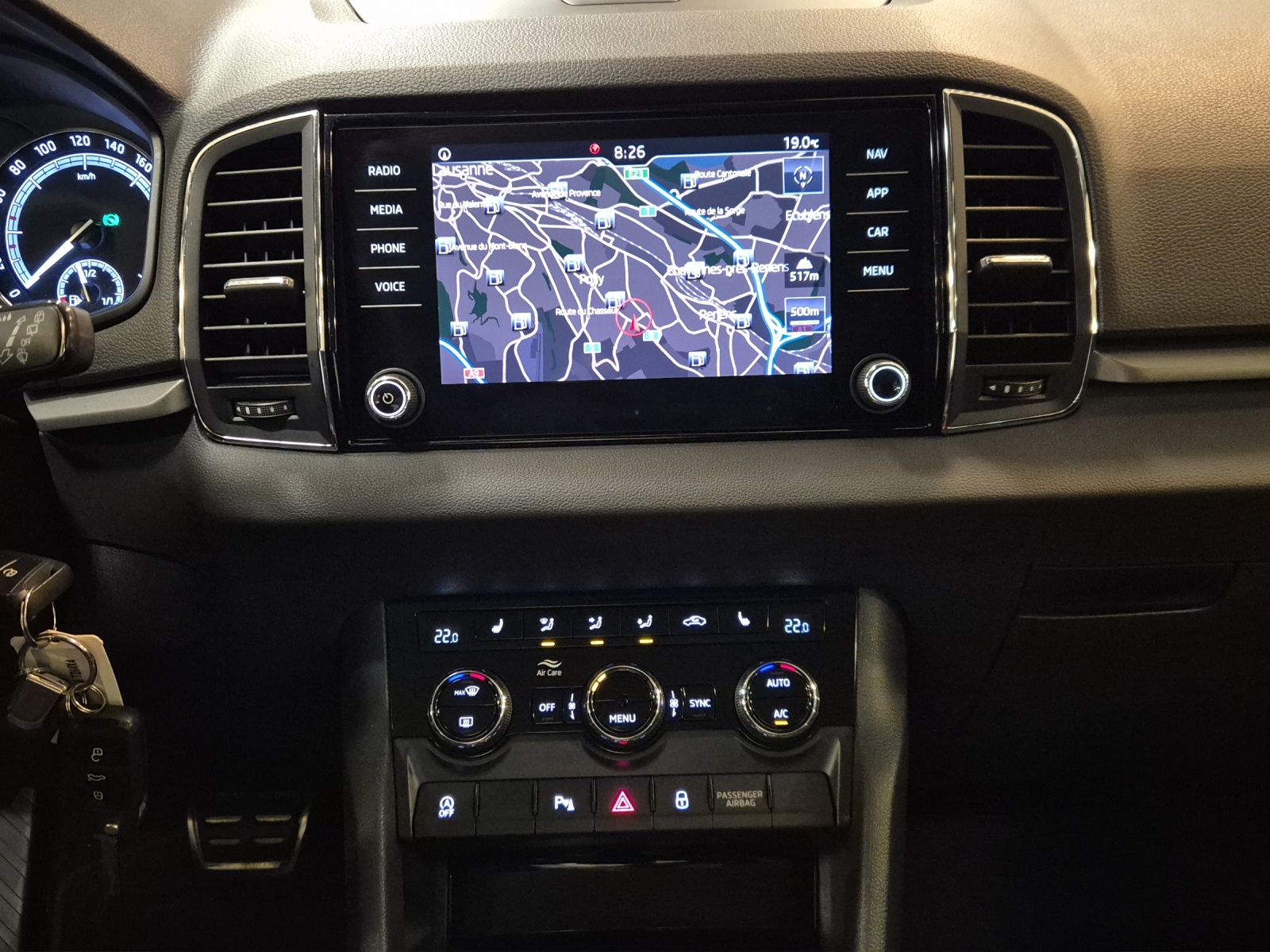 SKODA Karoq 2.0 TDI CR Ambition 4x4 DSG-image-12
