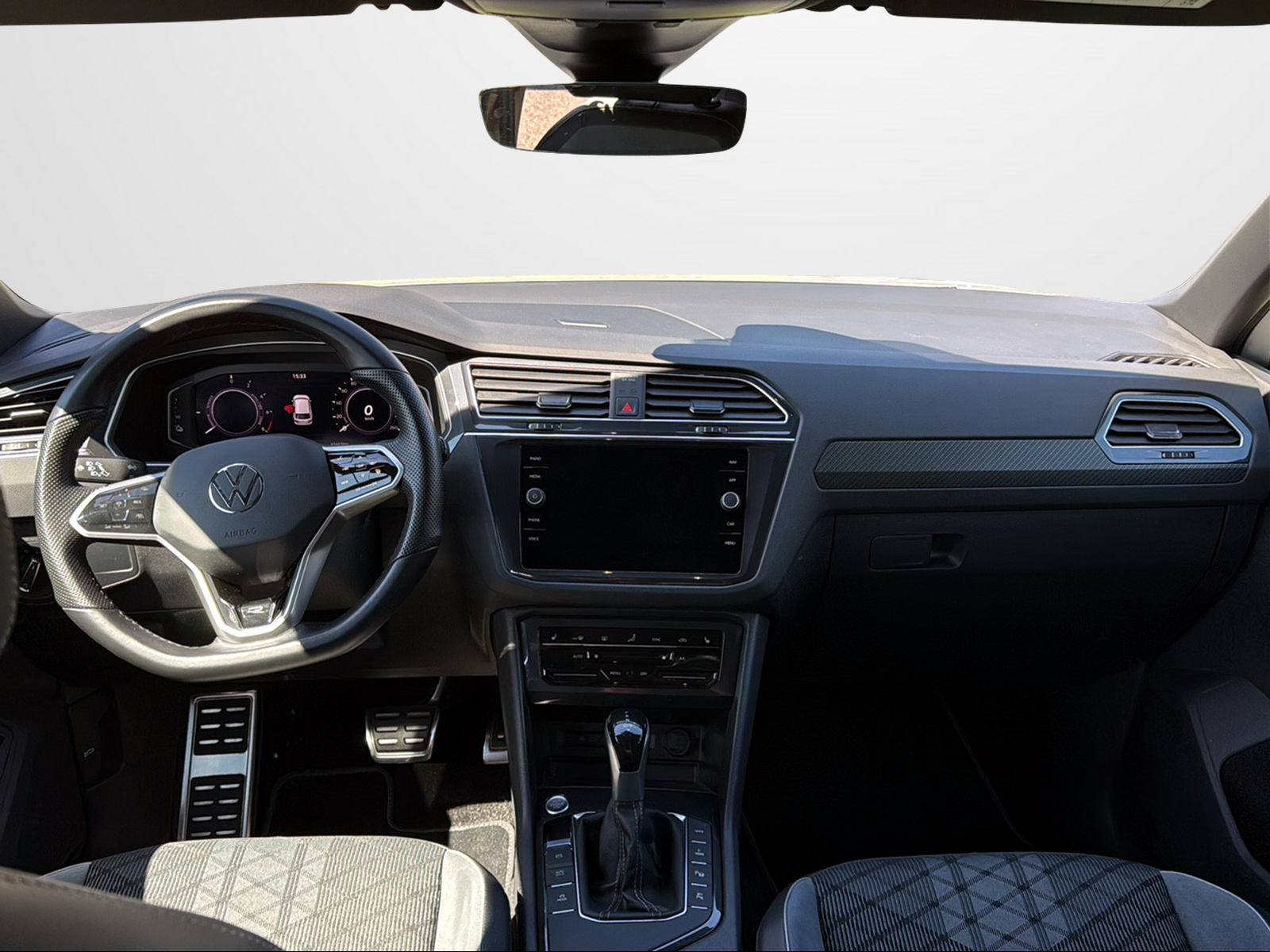 VW Tiguan 1.4TSI PHEV R-Line DSG-image-10