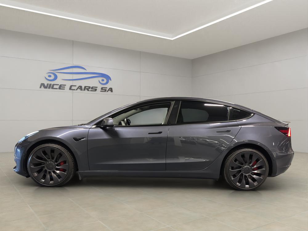 TESLA Model 3 Performance Dual Motor AWD-showroom-element-3