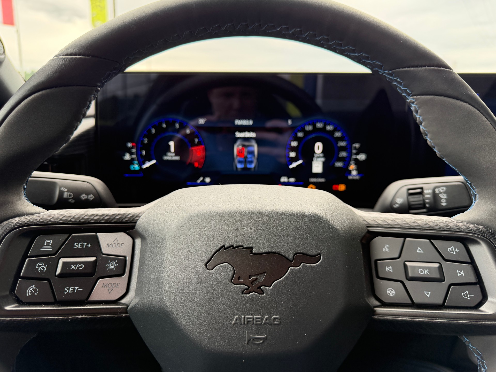 FORD Mustang Fastback 5.0 V8 Dark Horse US Version mit Handling Package! VAPOR BLUE ohne OPF-image-13