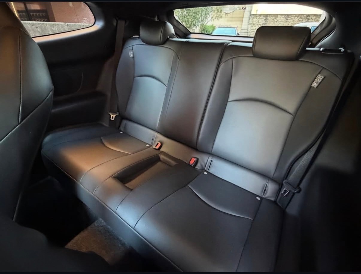 TOYOTA Yaris 1.6 GR Sport A-image-12
