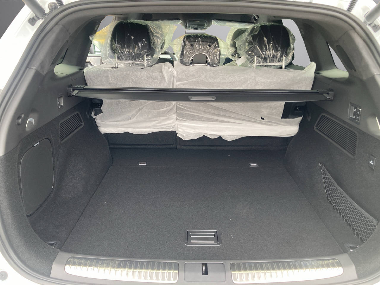 XPENG G9 Performance AWD-image-6