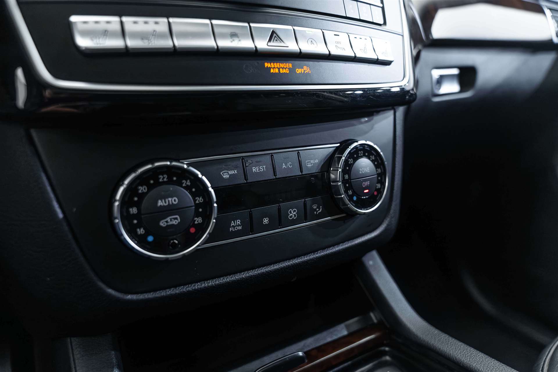 MERCEDES-BENZ GLE 350 d Executive 4Matic 9G-Tronic-image-30